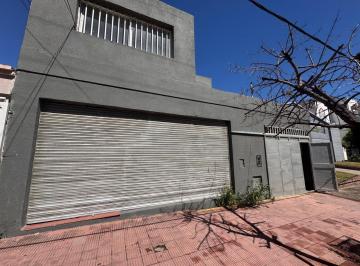Foto · Local Deposito 160 m² Cub. Alto Alberdi con Renta