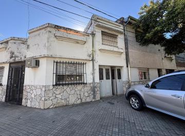 Casa · 151m² · 6 Ambientes · 1 Cochera · Casa en Venta en Barrio Matheu con Cochera