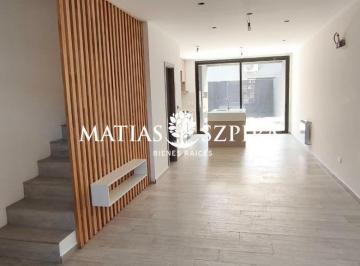 Casa · 100m² · 3 Ambientes · 1 Cochera · Casa Tipo Duplex a Estrenar Parrilla Patio