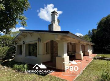 Casa · 412m² · 5 Dormitorios · 1 Cochera · Casa Grande Cordoba Venta Premium 5 Dorm. Pileta Quincho