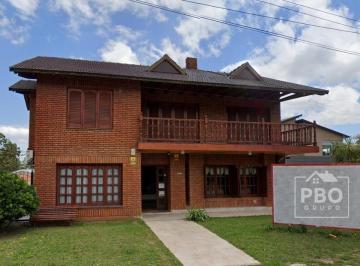 Casa · 350m² · 4 Dormitorios · 3 Cocheras · La Falda Cordoba Casa Venta 6 Dorm. Alta Categ. Pileta Villa Eden