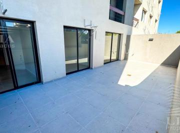 Departamento · 64m² · 4 Ambientes · 1 Cochera · Departamento en Pichincha
