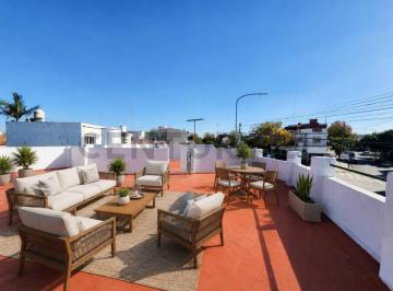 Casa · 207m² · 3 Ambientes · 2 Cocheras · Venta Casa de 3 Ambientes | Local Comercial | Terraza | Quincho | Cochera | Patio