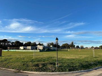 Terreno · 702m² · Lote en Venta en Arenas Chico - Barrio Privado