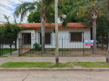 Foto · Casa en Alquiler Granja de Funes 3 Dorm, Pileta Quincho con Asador Patio