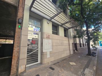 Fondo de comercio · 171m² · 7 Ambientes · Fondo de Comercio en Centro