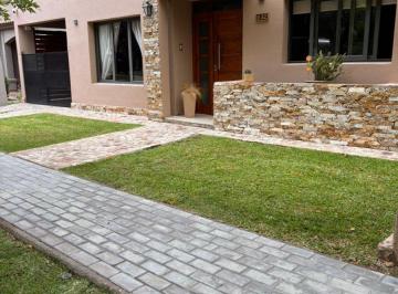 Casa de 8 ambientes, General Gutiérrez · Venta de Propiedad en Viñas del Torreón, Apta Crédito