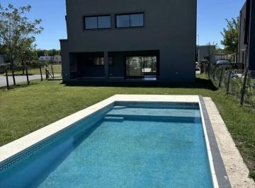 Casa · 169m² · 4 Ambientes · 1 Cochera · Casa en Alquiler en San Pablo, Pilar, G. B. a. Zona Norte