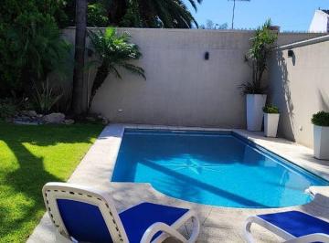 imagen1 · Casa de 5 Ambientes, Piscina, Jardin, Lote de 10 X 37 m en La Mejor Cuadra de Naon