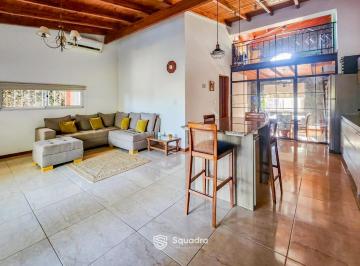 Casa · 130m² · 5 Ambientes · 2 Cocheras · Venta | Permuta - Casa 3 Dorm., Patio y Pileta - Barrio Arbilla 1, Alvear.
