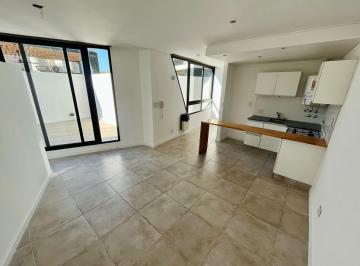 Departamento · 36m² · 1 Ambiente · Monoambiente con Patio Exclusivo en Venta - 3 de Febrero Al 2700
