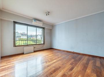 Departamento · 40m² · 2 Ambientes · Impecable Departamento Dos Ambientes con Vista Abierta y Sol Todo El Día. Recoleta