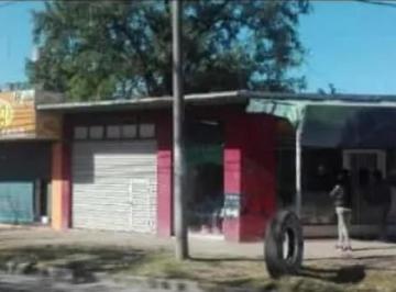 Local comercial · 100m² · 5 Ambientes · Locales Comerciales en Venta - 5 Ufs - Merlo
