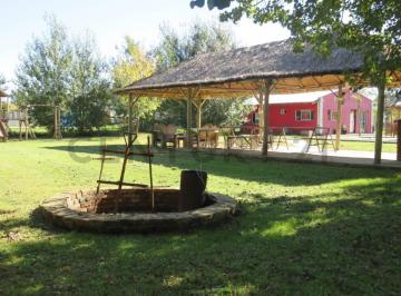Quinta vacacional · 90m² · 2 Ambientes · Venta Quinta 3 Amb/pileta/quincho Gran Parque / Barrio Semicerrado Los Ombues F. Varela