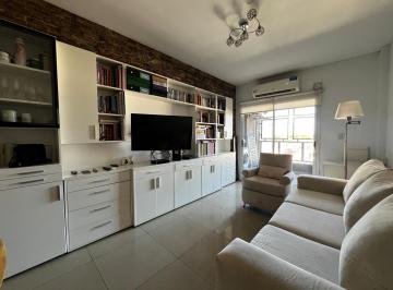 Departamento · 70m² · 3 Ambientes · 1 Cochera · Venta, 3 Amb Frente, Amplio, 2 Baños, Doble Balcón, Cochera