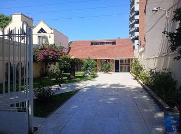Casa · 198m² · 4 Ambientes · 5 Cocheras · Casa - Monte Grande