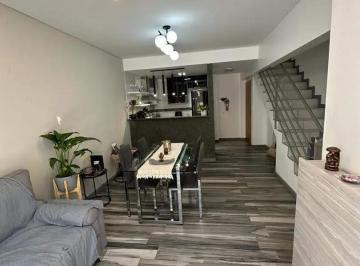 Departamento · 85m² · 3 Ambientes · Venta Departamento Triplex 3 Ambientes en Villa Luro