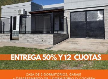 Casa · 171m² · 3 Dormitorios · 2 Cocheras · Casa en Villa Santillán
