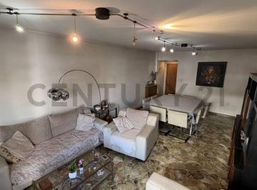 Departamento · 105m² · 4 Ambientes · 1 Cochera · Venta Departamento 4 Ambientes Villa Crespo Balcon Dependencia y Cochera