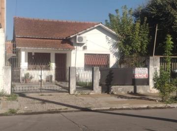 Casa · 120m² · 4 Ambientes · Casa de 2 Dorm. en Jose C. Paz