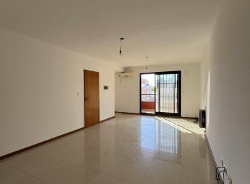 Departamento · 70m² · 3 Ambientes · Venta Depto 2 Dorm. en Barrio Echesortu