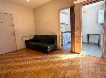 Departamento · 33m² · 2 Ambientes · El Equipo de Century 21 Vende Departamento 2 Amb en Almagro - Apto Crédito