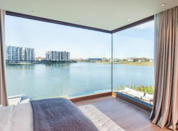 Casa · 378m² · 6 Ambientes · 2 Cocheras · Casa en Venta en Lagos del Golf - Nordelta