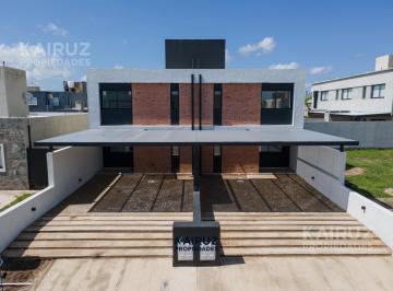 Casa · 180m² · 3 Ambientes · 2 Cocheras · Duplex de Categoria en Docta Boulevard Etapa I - Entrega Diciembre 2026