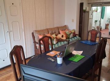 Departamento de 2 ambientes, Boedo · Boedo 2 Amb Amplios Luminosos. Oportunidad