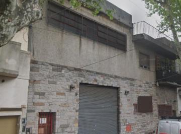 Depósito · 1132m² · 6 Ambientes · Venta de PH en Block 1488 m² de Loza en 3 Unidades. - Mataderos