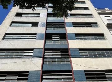 Garage , Recoleta · Cochera Fija Xxl en Recoleta - Riobamba 1021 - Apta Camionetas