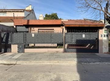Casa · 99m² · 3 Ambientes · 1 Cochera · Casa 3 Ambientes - San Antonio de Padua Norte