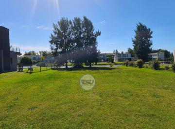ESV-ESV-1715_2 · Venta Lote Principado Ciudad Nautica Canning
