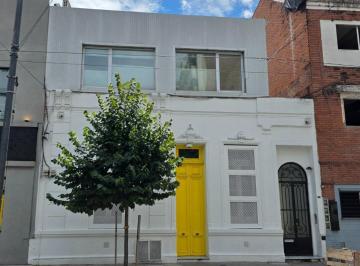 PH · 75m² · 4 Ambientes · PH - Venta - Núñez, con Gran Potencial y Múltiples Espacios