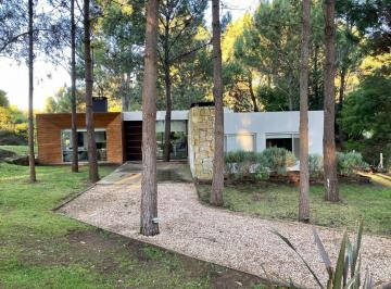 Casa · 135m² · 4 Ambientes · Casa en Venta - 3 Dorm. 2 Baños - Pinamar