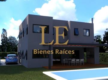 Casa · 150m² · 5 Ambientes · 3 Cocheras · Venta Casa en San Sebastian - Área 2