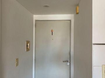 Departamento de 1 ambiente, Rosario · Alquiler Monoambiente con Cochera. San Martín y Av Pellegrini