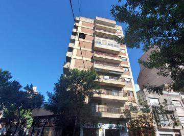Departamento · 80ha · 4 Ambientes · Departamento de 3 Dorm.