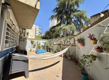 Departamento · 69m² · 4 Ambientes · 1 Cochera · Venta - Departamento 2 Dorm. con Patio y Cochera - Centro