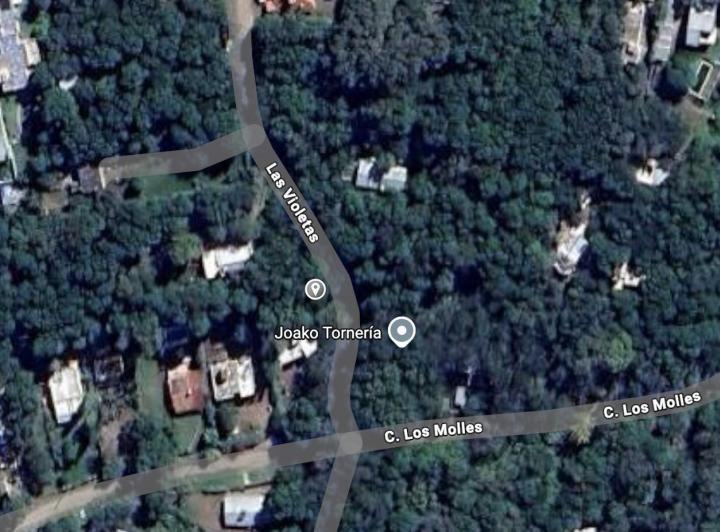 Terreno · 980m²