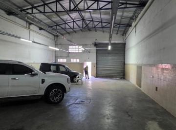 Local comercial · 250m² · Local en San Carlos