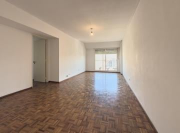 Departamento · 130m² · 5 Ambientes · 1 Cochera · Departamento Muñecas Al 600
