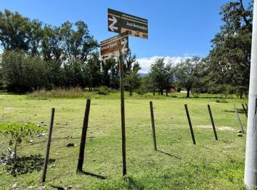 Terreno , Villa Cura Brochero · Oportunidad en Villa Cura Brochero – Ubicación Privilegiada