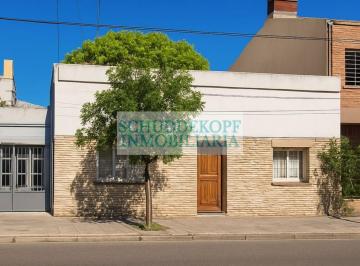Terreno · 331m² · 5 Dormitorios · Lote 11x40 + 3 Viviendas + Apto Desarrollo Inmobiliario