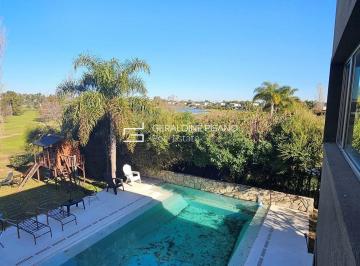 Casa · 250m² · 5 Ambientes · 1 Cochera · Casa en Alquiler en San Isidro Labrador, Villanueva, Tigre
