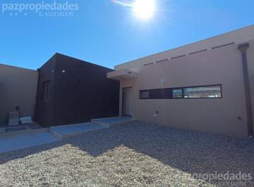 Casa · 99m² · 3 Ambientes · Casa 2 Dorm. a Estrenar en Una Planta Barrio Confluencia.