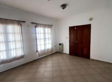 Casa · 195m² · 5 Ambientes · 1 Cochera · Casa en Venta: 3 Dor C/cochera - Parque Horizonte