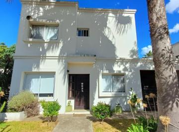 Casa · 167m² · 5 Ambientes · 3 Cocheras · Casa en Venta 5 Ambientes en Jardines de Escobar