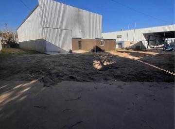 Local comercial · 540m² · 2 Ambientes · 1 Cochera · Alquiler Galpon - 505 m² Nave Ind - Bv Los Alemanes - 1140 m² Terr