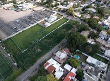 Terreno · 2200m² · Lotes en Av Don Bosco - en Venta
